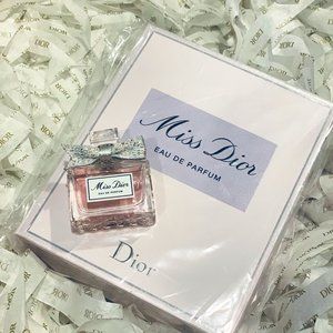 Dior Miss Dior Travel Set box